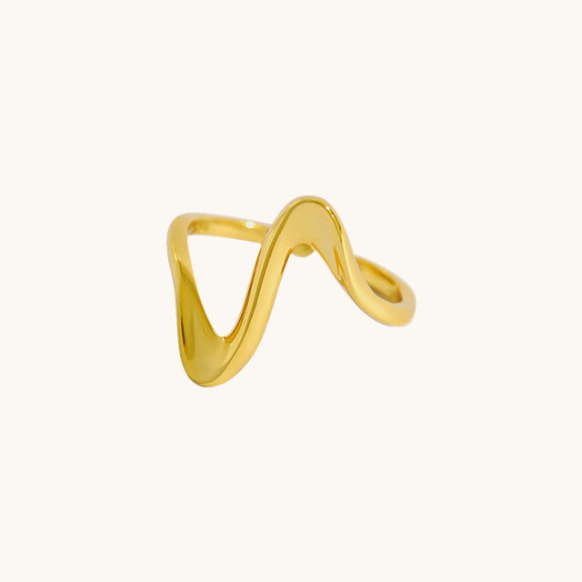A wave gold pinky ring.