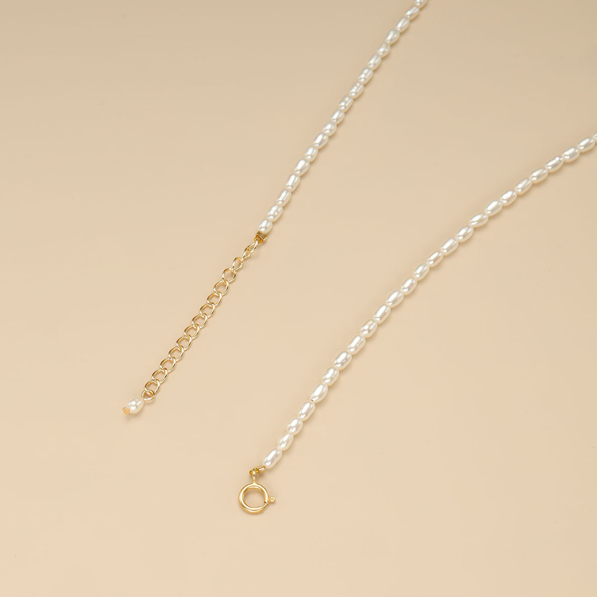 The spring ring clasp of handmade pearl necklace.