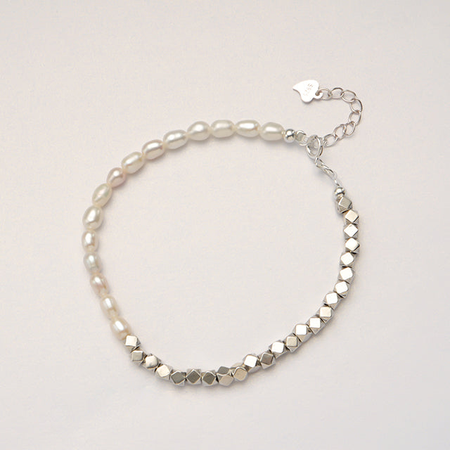 A real pearl bracelet.